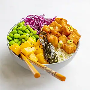 Pok&eacute; bowl met tofu